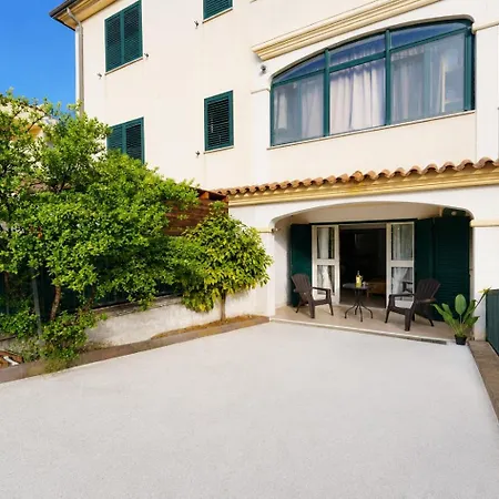 Lägenhet La Casa Della Brezza *